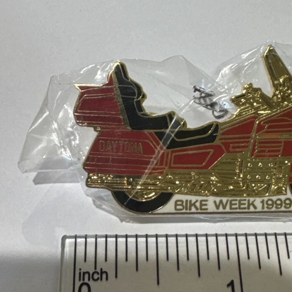 Daytona Bike Week 1999 Gold Wing Lapel Hat Vest Jacket Pin Motorcycle Vintage - Picture 3 of 6